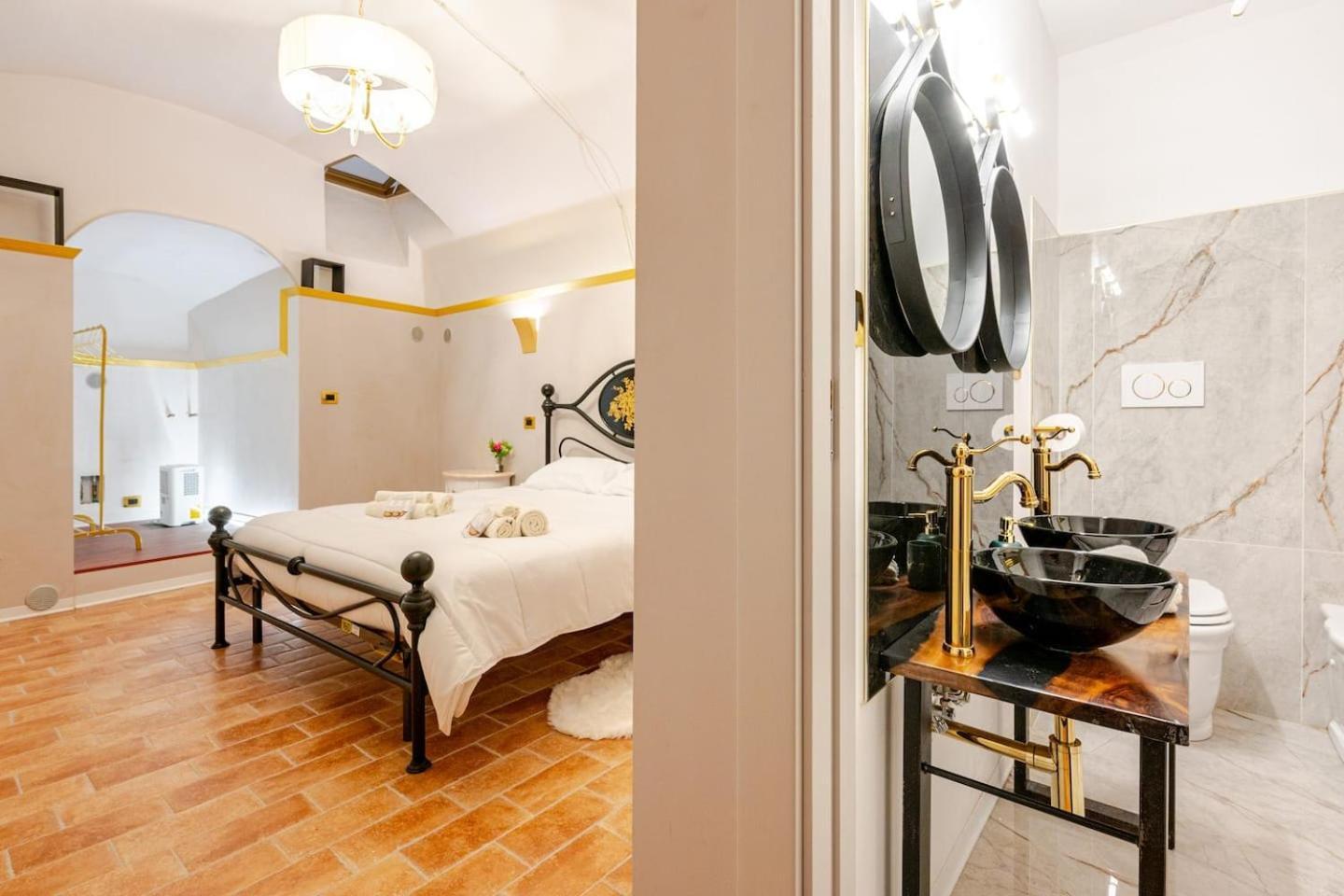 Art Of Living, Elegante Casa Nel Centro Storico Apartment